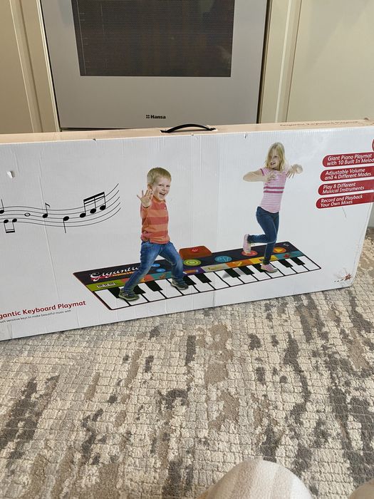 Pian gigantic ! Dimensiune 181/74cm