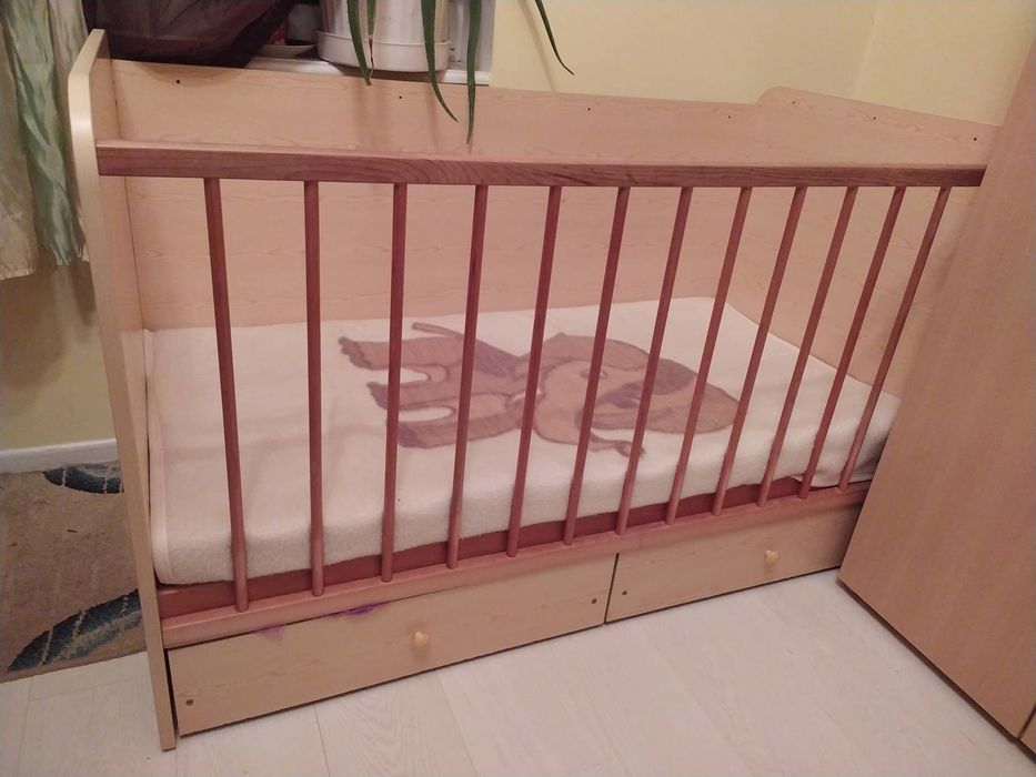 Детска кошара с матрак с бамбукови влакна.