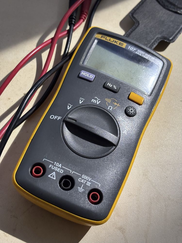 Мультиметр FLUKE 107