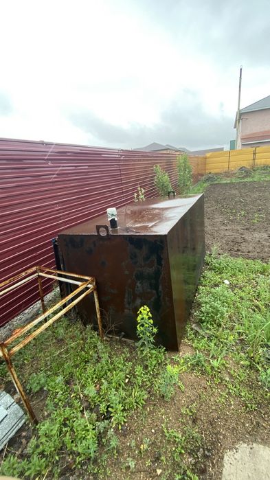 Продам емкость 3 куб.