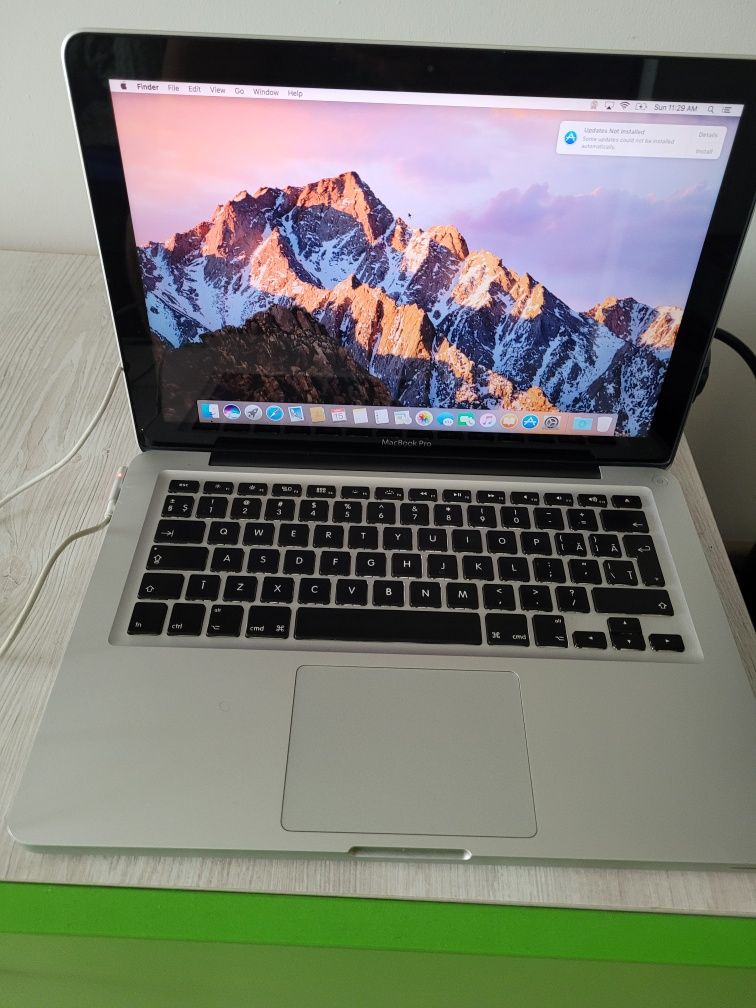 Vand MacBook Pro