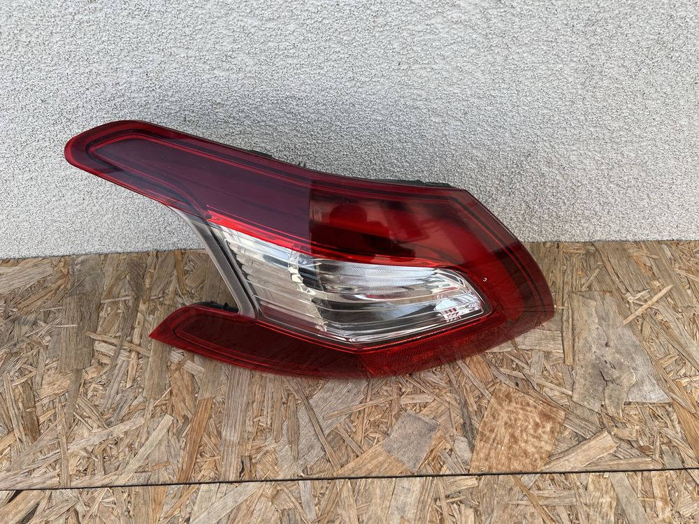 Stop tripla lampa stanga Peugeot 308 2013+ Original