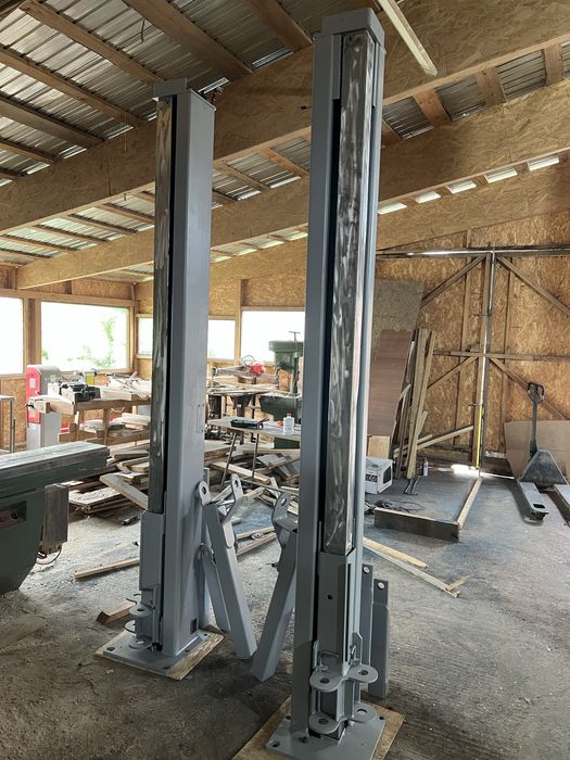 Elevator auto pe surubu