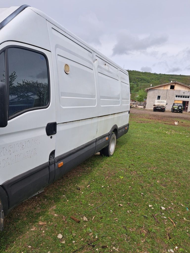 Iveco 2.8 Motorină 2003