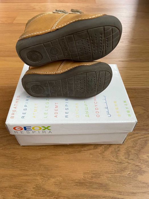 Обувки Geox 22 номер