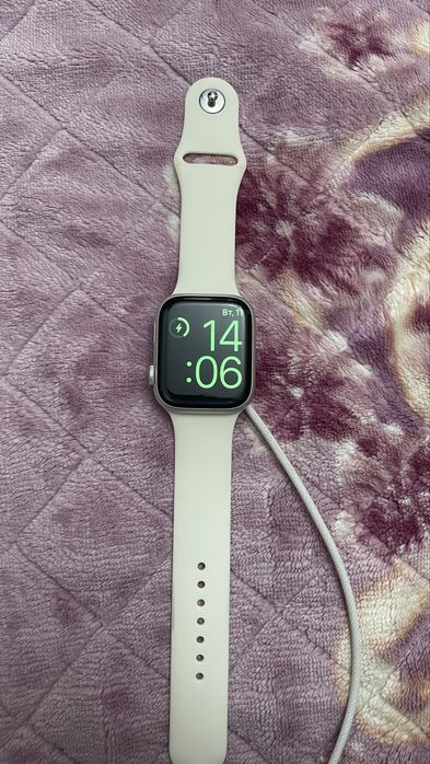 Продается apple watch,в идеальном состоянии