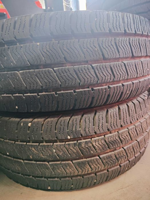 2бр.зимни гуми 235/65/16C Barum
2бр.зимни гуми 235/65/16C Barum