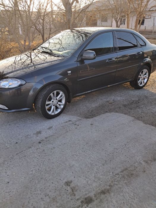 Jentra sotiladi radnoy 35mingni yurgan