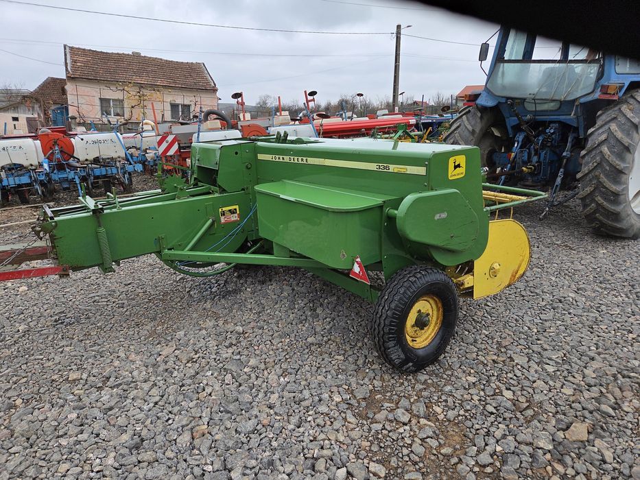 Presa balotat John Deere  336