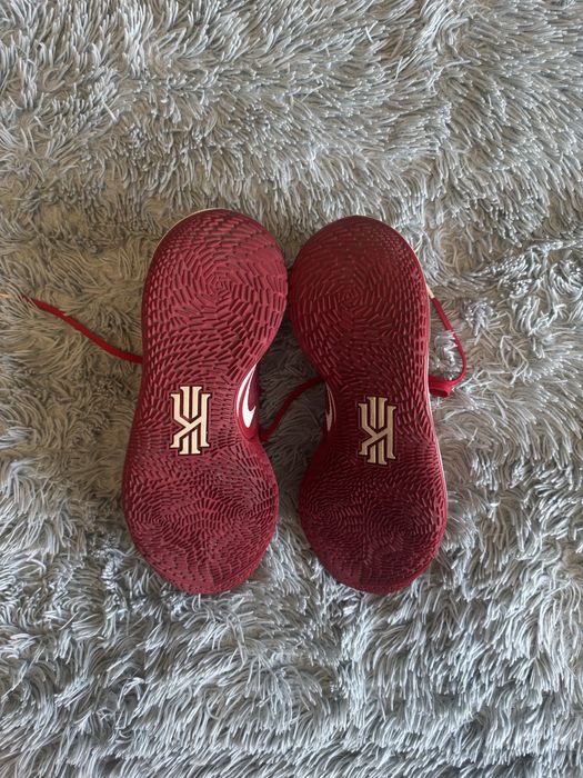 Баскетболни обувки Kyie 2 Low Tb