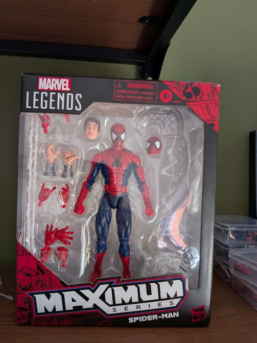 Marvel Legends Maximum Spiderman