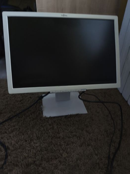 монитор за продаване