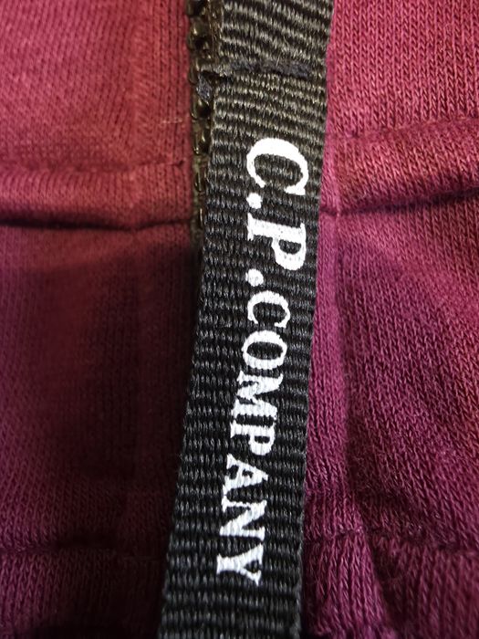 Hanorac cu ochelari tip CP Company – mărime M