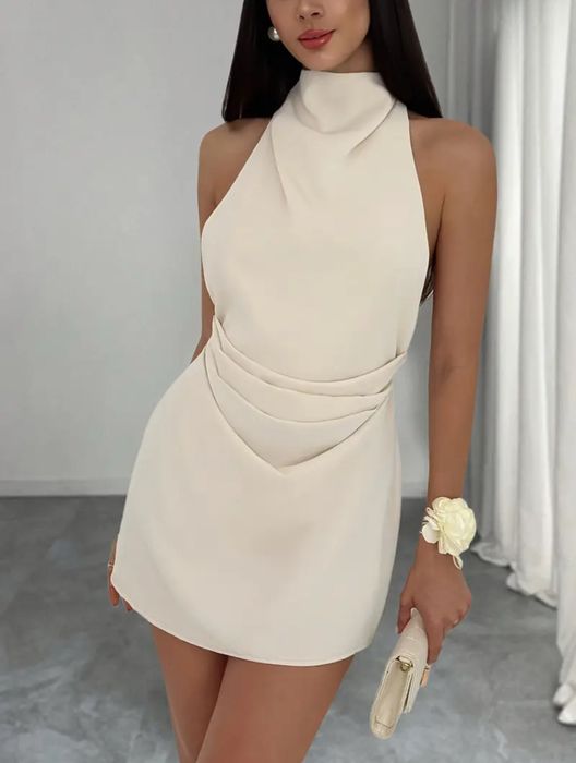 Къса официална рокля