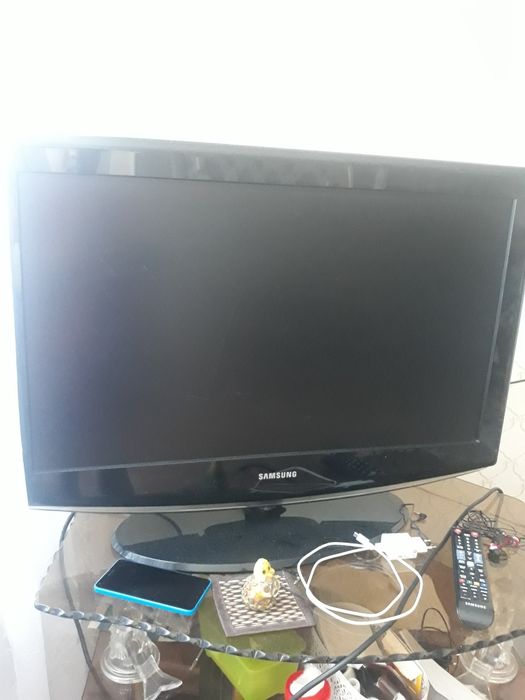 Телевизор Samsung 32 дюймов