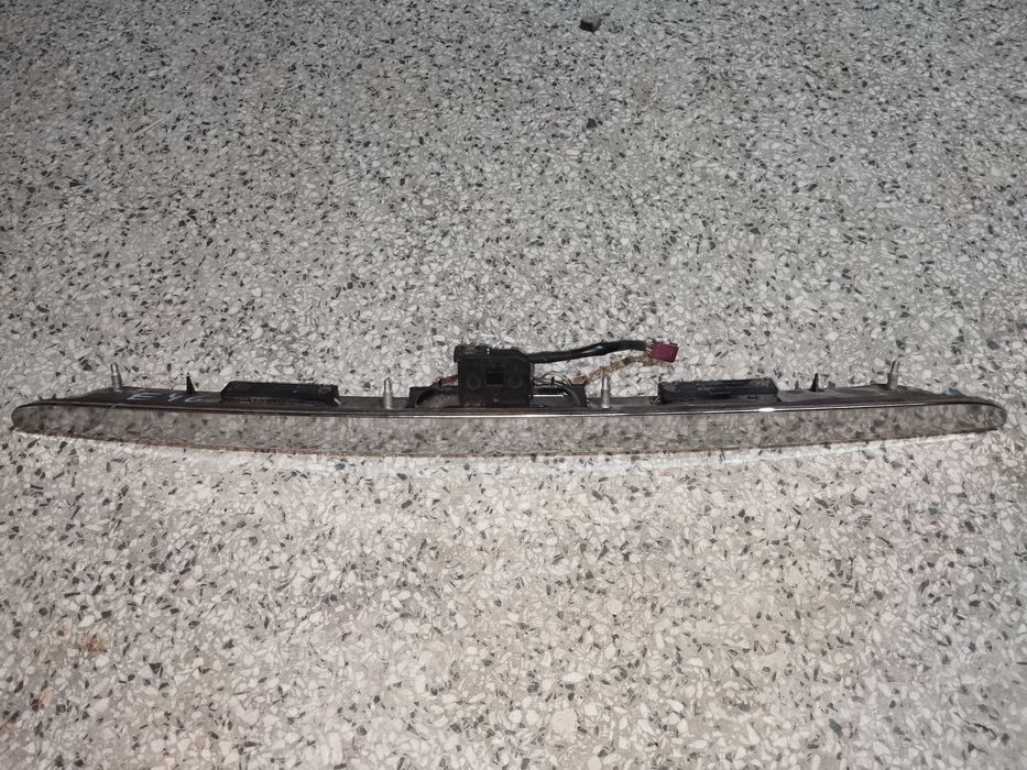Лайсна за заден капак за BMW e39 комби
