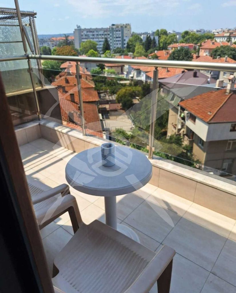 Дава се под наем Двустаен апартамент в Варна, ХЕИ - 60 кв.м за 700 € - Снимка #5