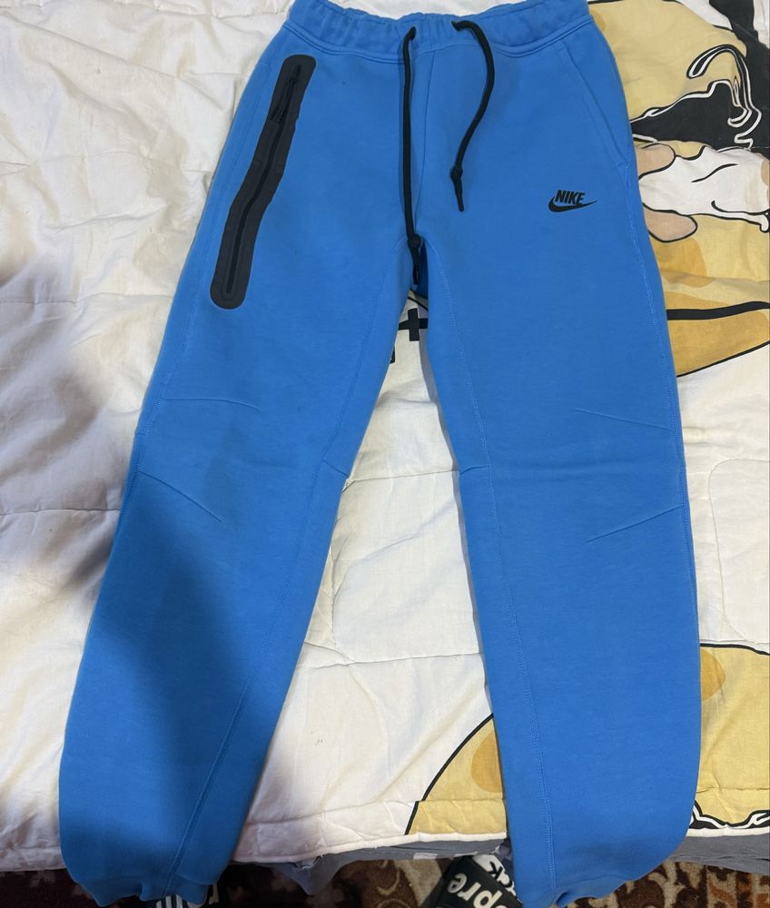 Nike tech fleece