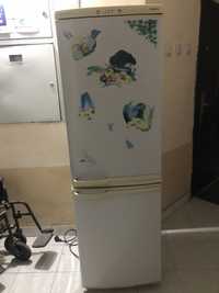 Продается холодильник samsung