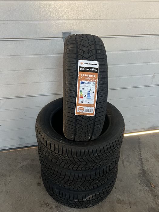 Чисто нови зимни гуми 225/55/18 crosswind