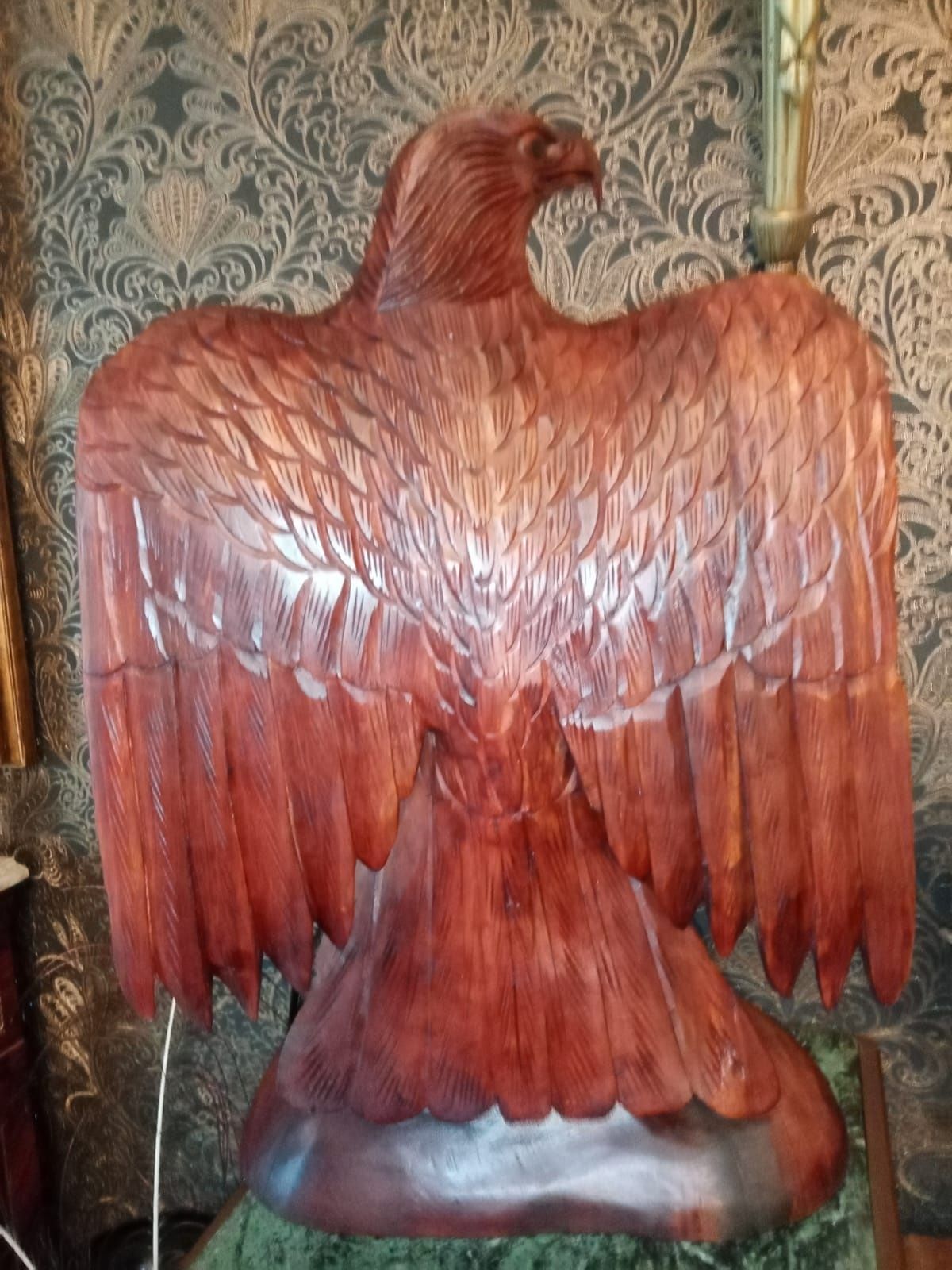 Superbă sculptura vultur de dimensiuni impresionante din lemn masiv sc