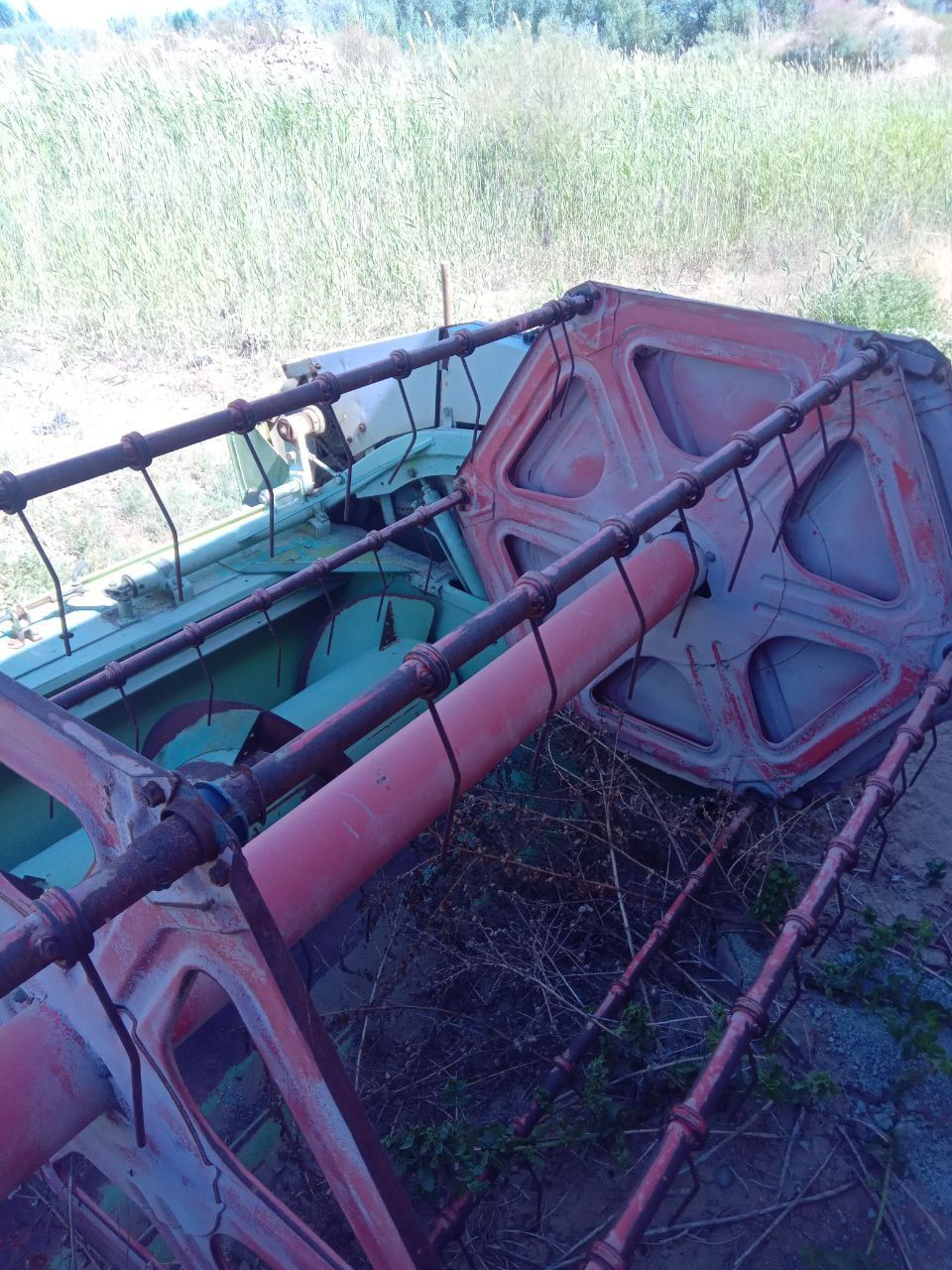Класс130  комбайн сотилади соз холатда Class130 kombayni sotiladi soz