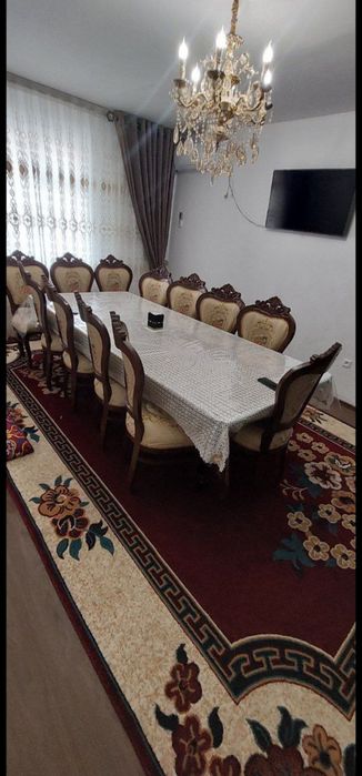 Stol stullar sotiladi