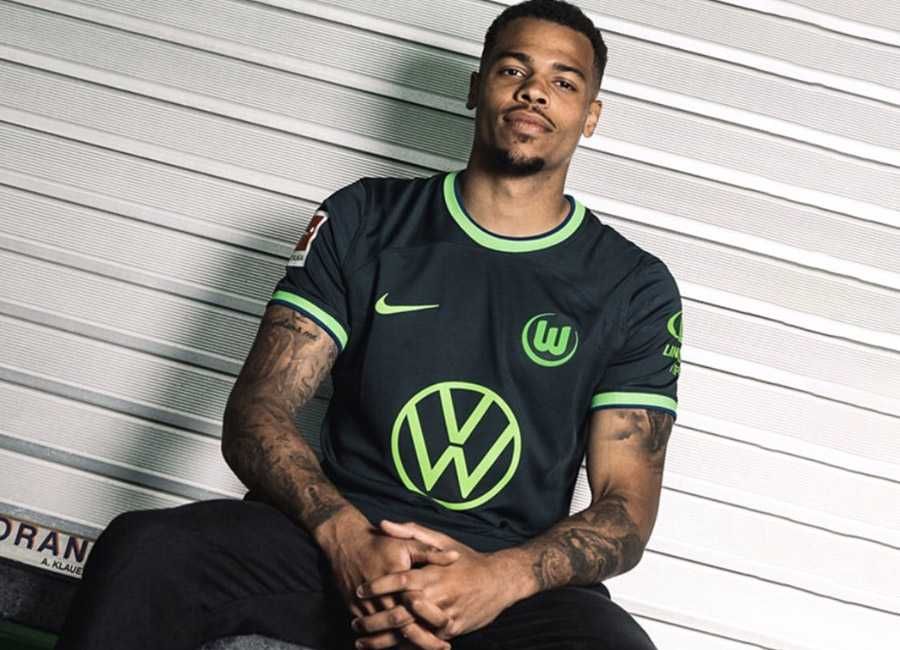 НОВА Nike VFL Wolfsburg 2022/23 Away Jersey ОРИГИНАЛНА футболна - S