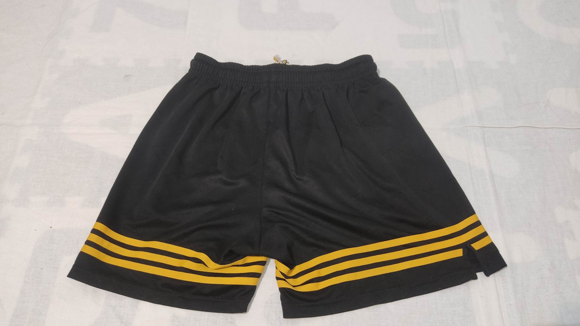 Pantaloni fotbal Adidas Liverpool 1994-1996 Third Shorts colecție fani
