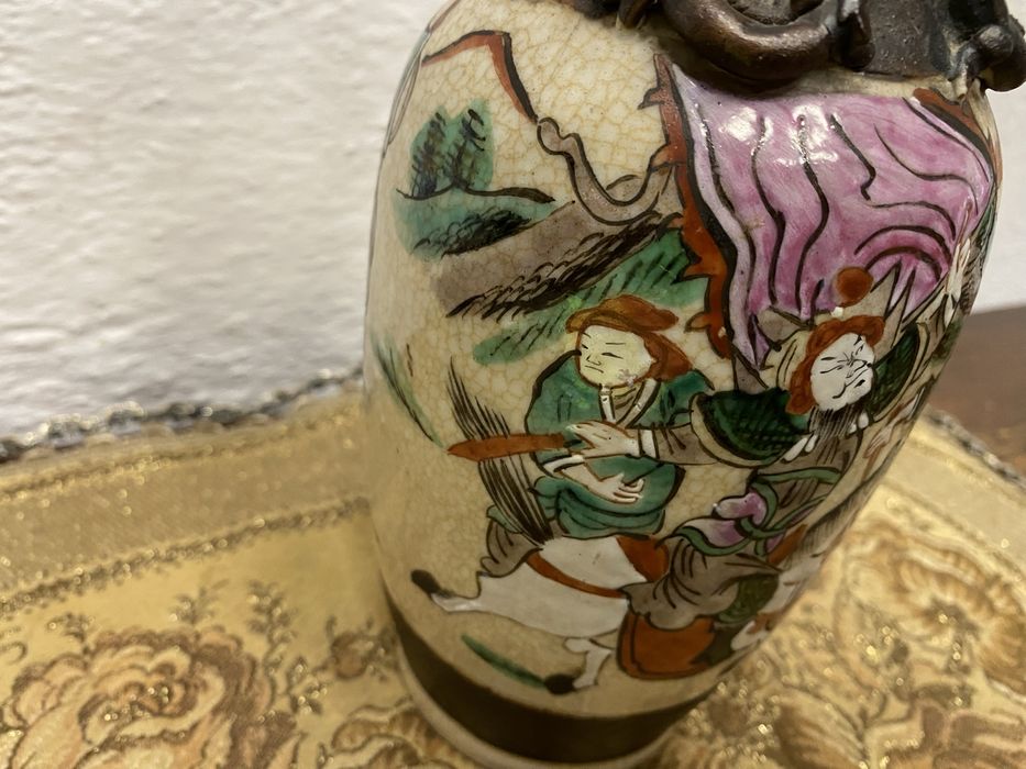 Японска ваза сацума с маркировка 1900 г .
