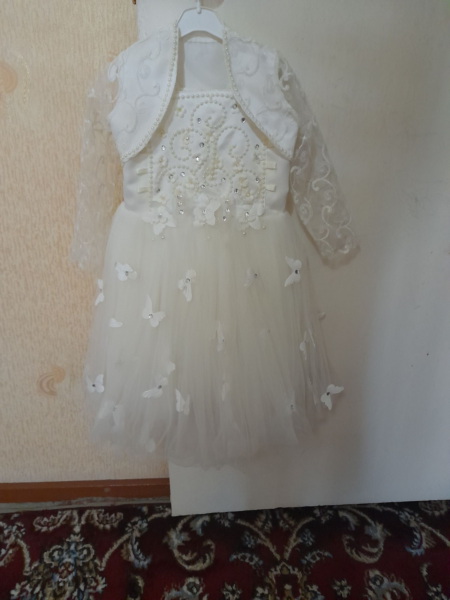 Ак койлек сатылады