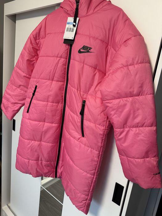 Ново яке Nike с етикет/М размер