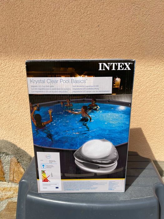 INTEX LED магнитна лампа за сглобяем басейн с гладки стени