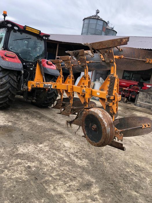 Vând plug huard 4 brazde