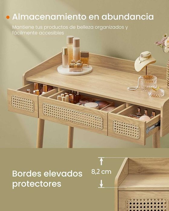 Тоалетка в дървесен цвят с ЛЕД огледало