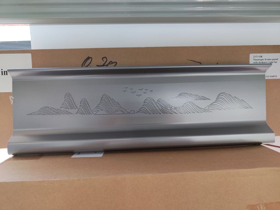 Панель экран для пассажира с подсветкой