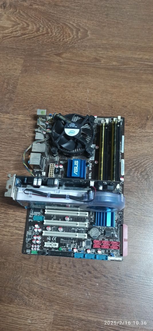 placa de baza procesor video ram  mai vechi