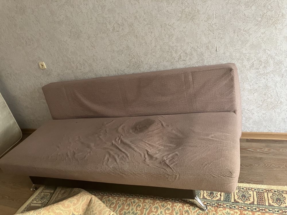 Диван на обшивку