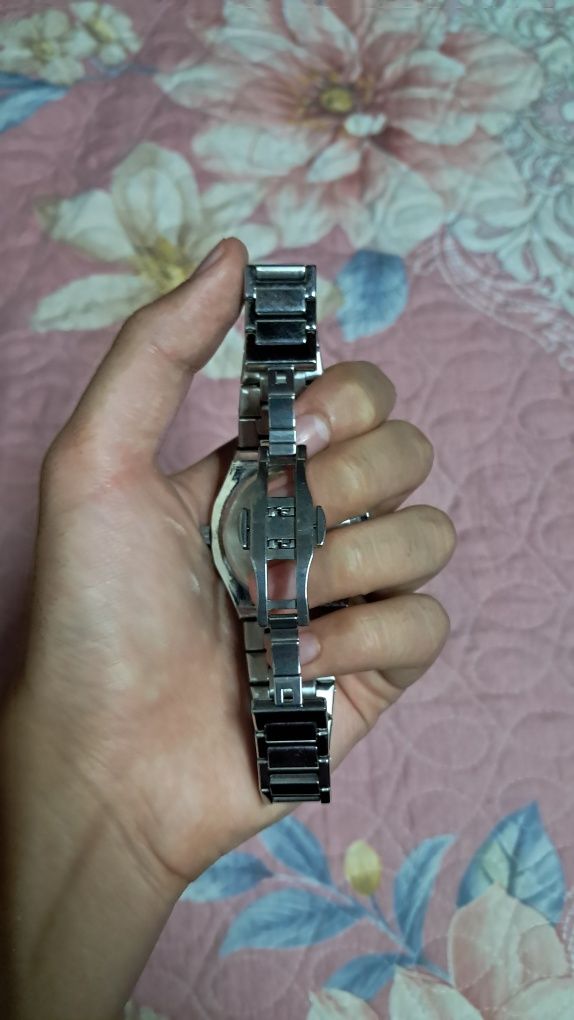 Срочна продам часы UNIVERSE POINT