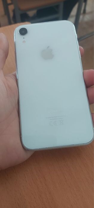 Продам Iphone xr 10r
