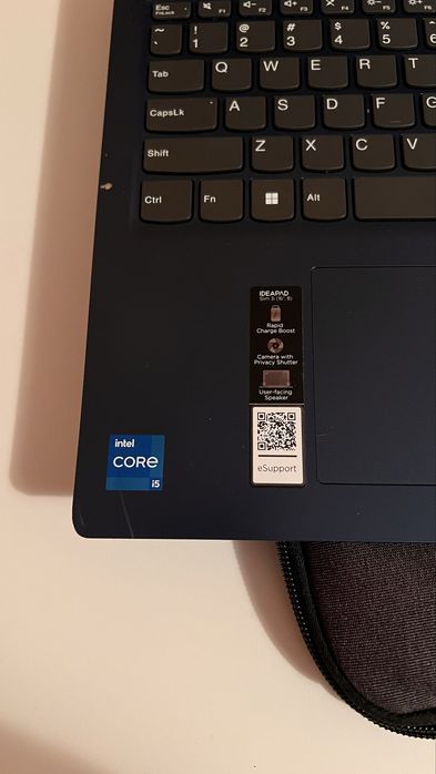 Laprop Lenovo -Intel core I5(Gen 12),16 GB RAM,SSD 477GB-windows 11 Pr