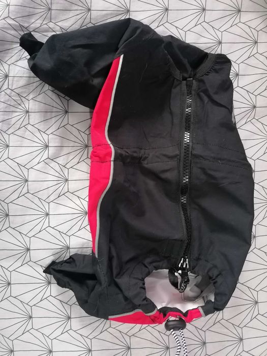 Hăinuțe pentru căței de talie mica