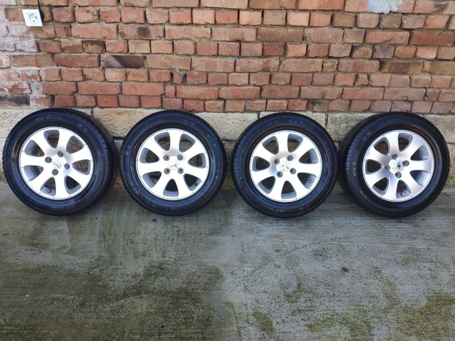 Джанти за Пежо 15 цола с центален отвор