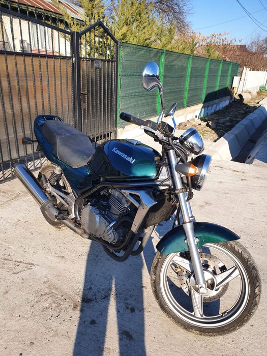 Kawasaki er 5 an 2000 inmatriculat