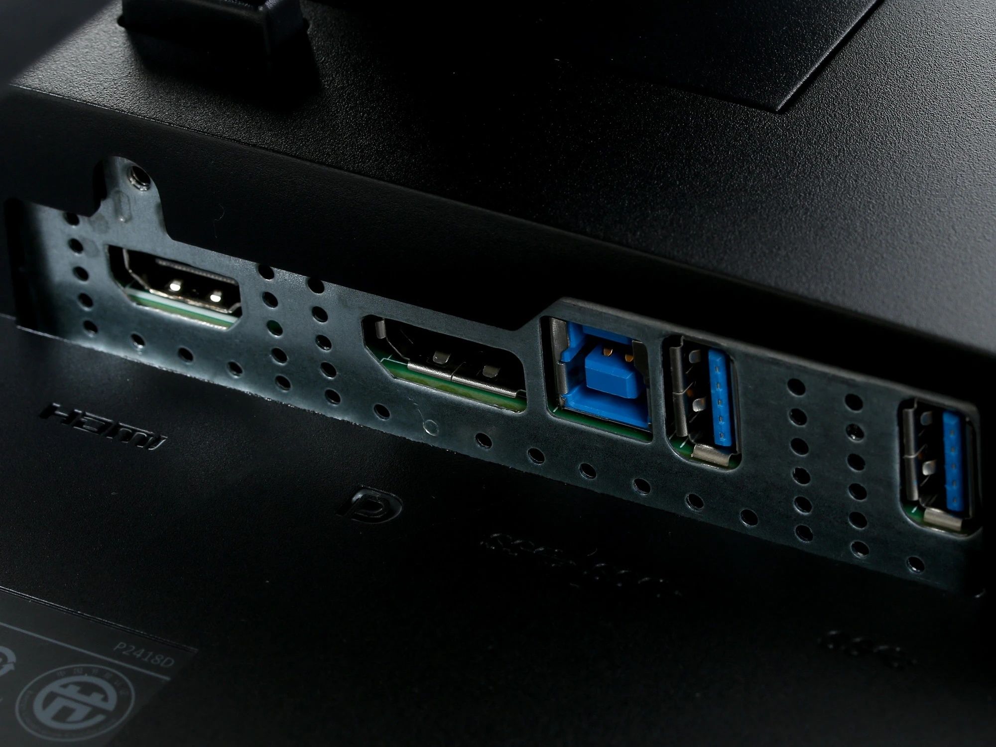 Монитор 2К DELL 2418D