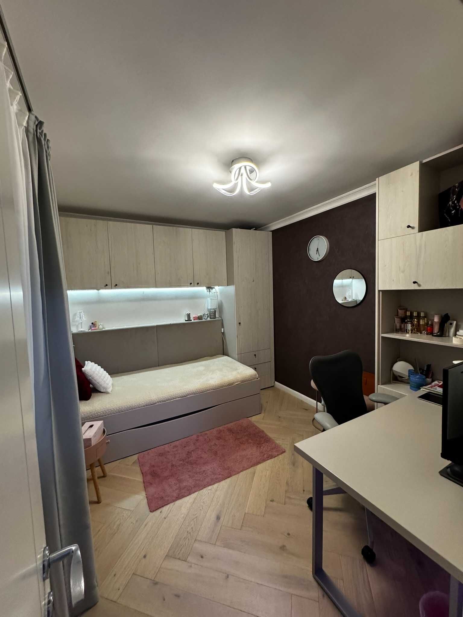 4 camere - vanzare, Faleza Nord, dotari top, direct proprietar