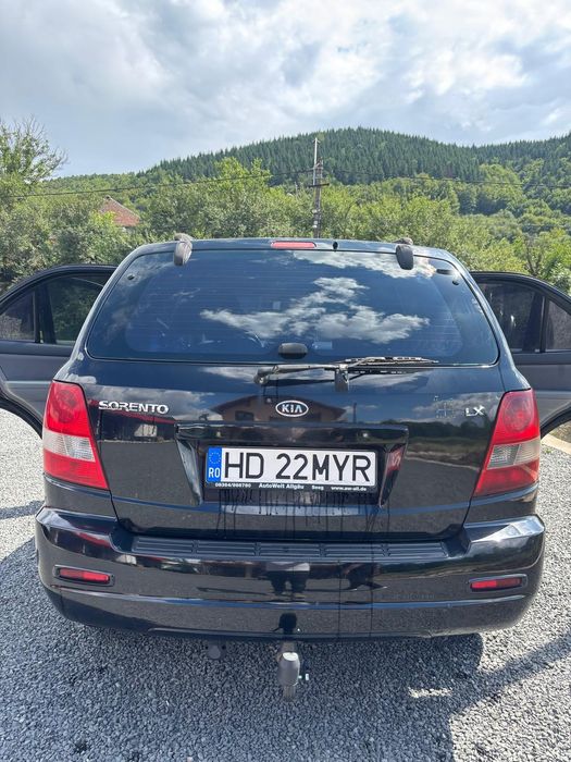 Vând Kia Sorento