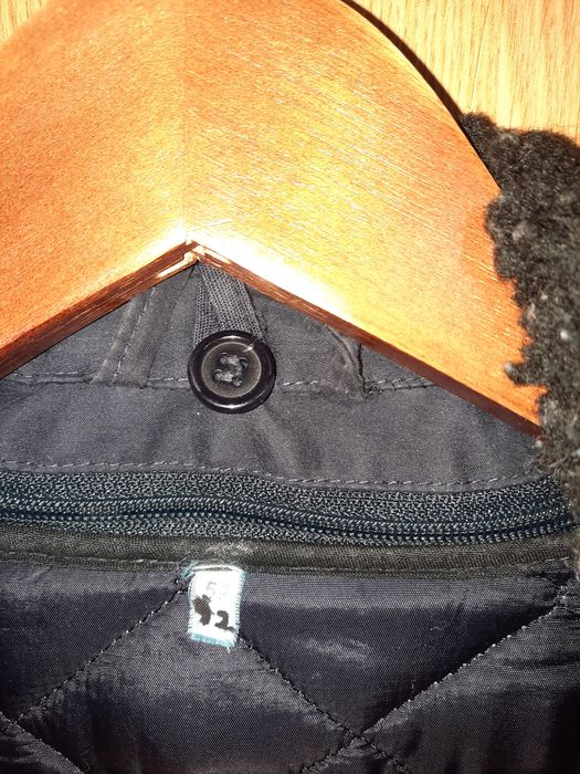 2 buc. Scurt. eleg.și Scurt de statie 100 lei