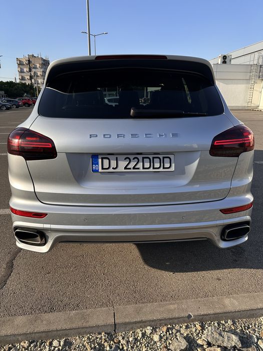 Porsche Cayenne Facelift/Platinum Edition/Distronic/2016/Perne/Matrix