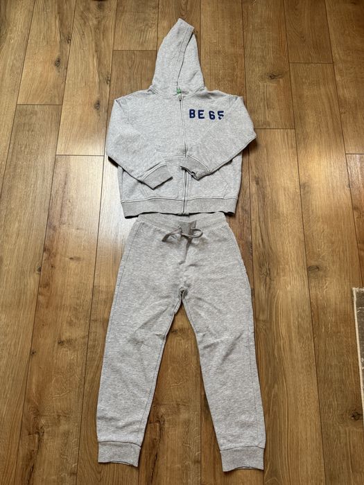 Детски анцуг Benetton, размер 7-8г., 130 см.
